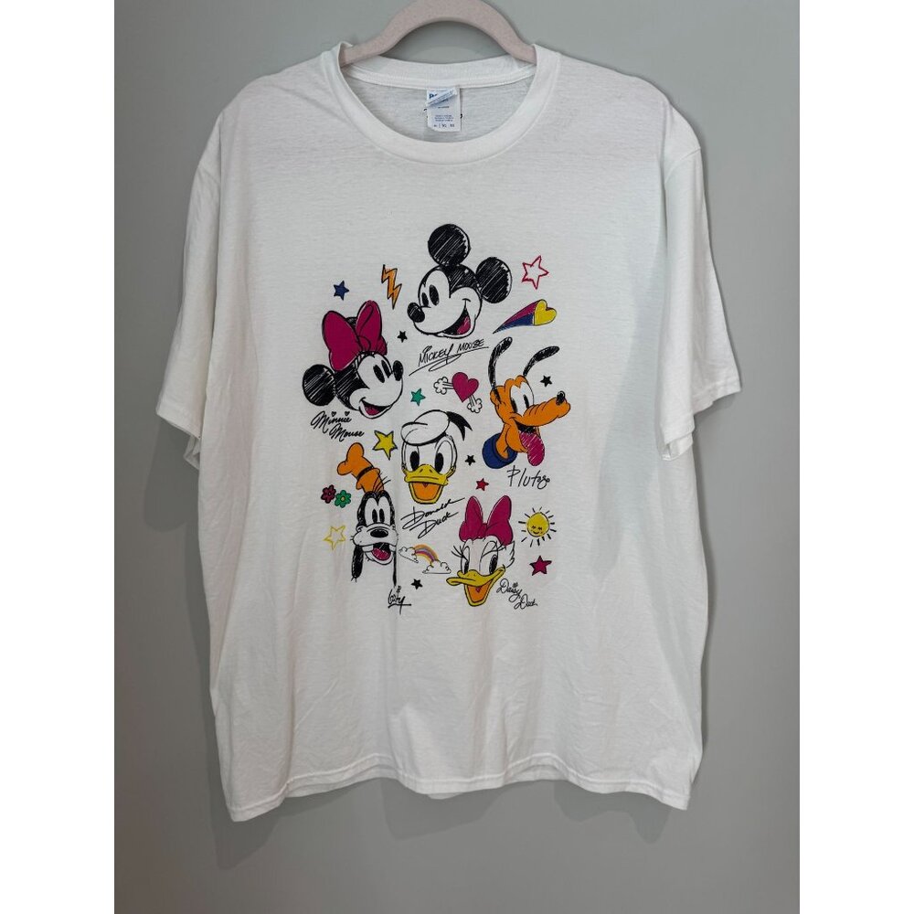 Disney Character T-Shirt, size extra large